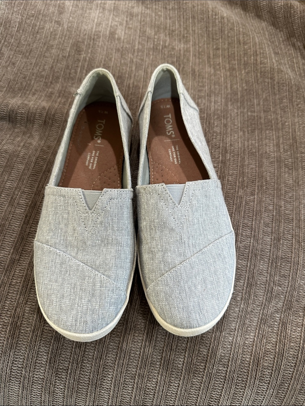 TOMS Light Gray Slip-On Canvas Flats